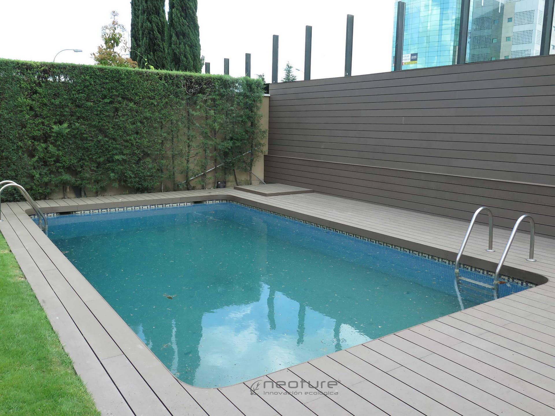tarima madera sintética composite piscinas